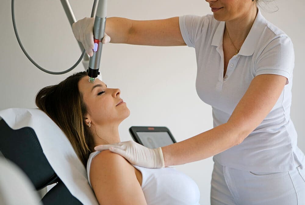 Radiofrequenz-Needling – Innovative Hautverjüngung mit Tiefenwirkung bei The Cottage